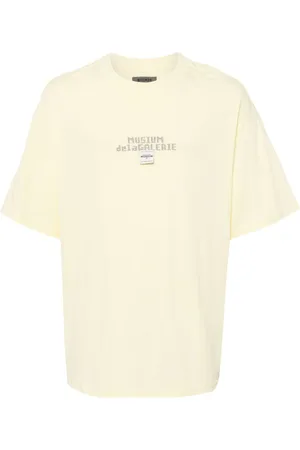 Musium Div. Camiseta con logo estampado