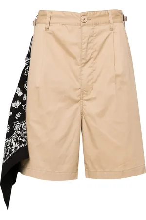 Izzue Bermudas con detalle de pañuelo