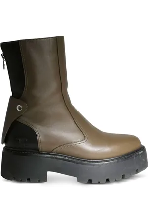 Céline Botas con cremallera