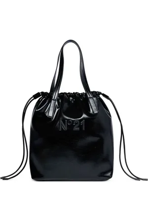 Nº21 Bolso de hombro con logo en relieve