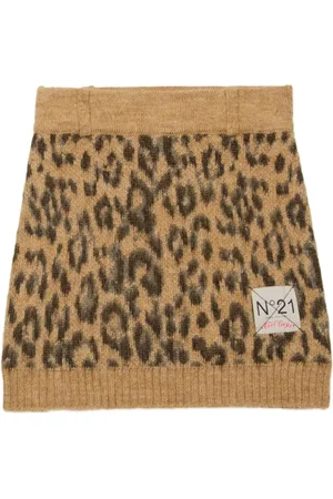 Nº21 Minifalda con motivo de leopardo