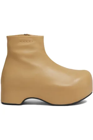 Marni Botas con logo en relieve