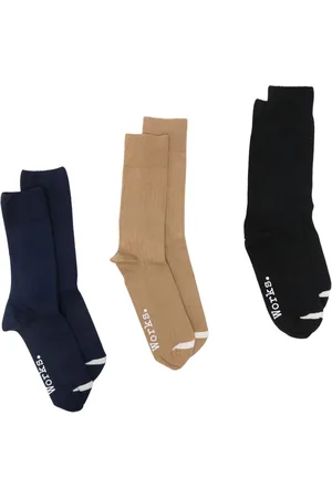 Universal Works Pack de tres pares de calcetines con logo estampado