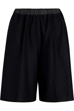 Patou Bermudas largas