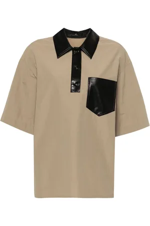 Nanushka Polo Sanvy con hombros caídos