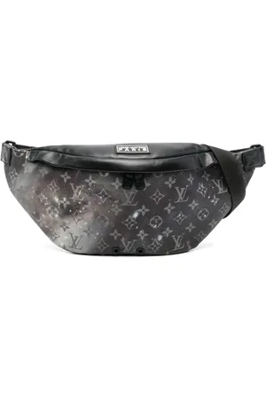 LOUIS VUITTON Riñonera Discovery PM