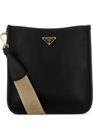 Prada Bandolera con logo triangular