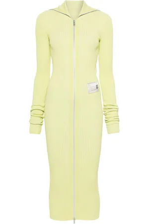Maison Mihara Yasuhiro Vestido midi con logo