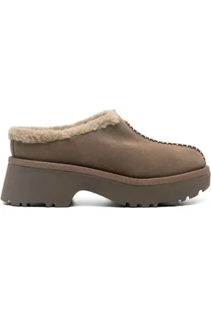 UGG Zuecos New Heights Cozy