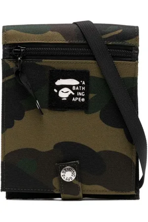 A Bathing Ape Bolso de hombro con motivo militar