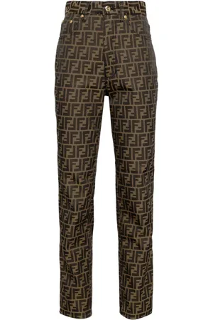 Fendi Vaqueros con monograma