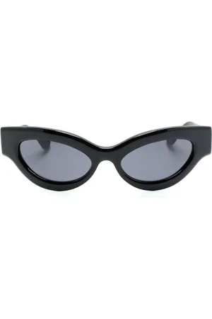 Nanushka Gafas de sol Trysta con montura cat eye