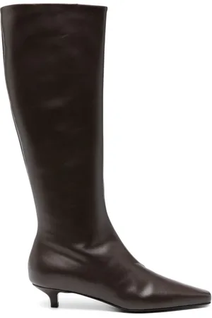 Totême Botas altas The Slim con tacón de 35 mm