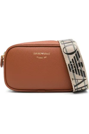 Emporio Armani Bandolera con logo en relieve