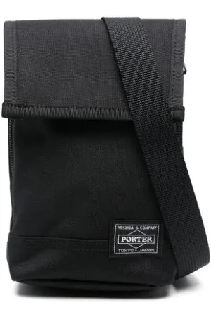 Comme des Garçons Bolso messenger con parche del logo
