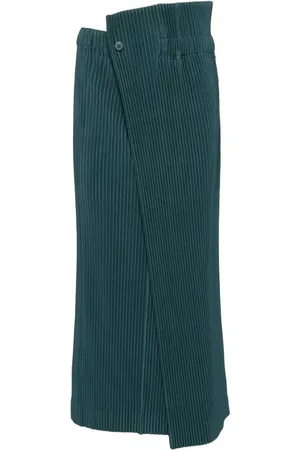 Issey Miyake Falda Color palette 1