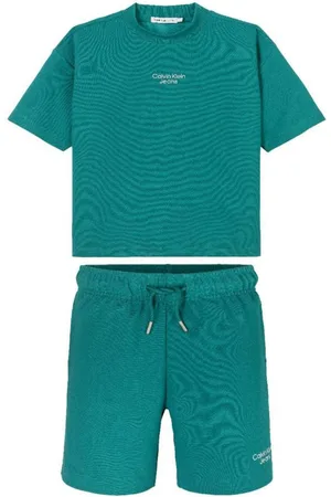 Calvin Klein Pantalones cortos holgados y camiseta Ottoman