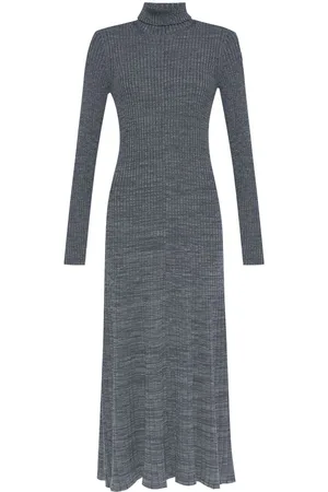 Moncler Vestido largo con parche del logo