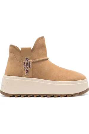 Ash Botas Mask