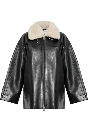 Stand Studio Chaqueta Emelia