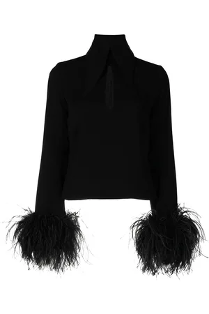 16Arlington Blusa con ribete de plumas