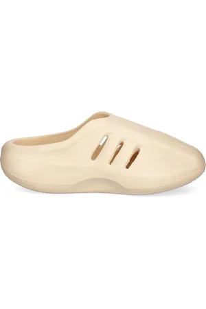 adidas Slippers Adifom IIInfinity con puntera redonda