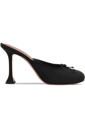 Amina Muaddi Mules Lila con tacón de 95 mm