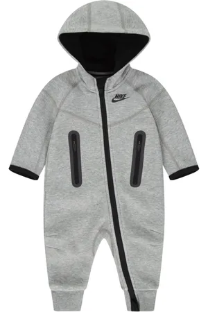 Nike Abrigo con logo estampado