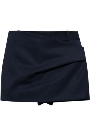 The Attico Bermudas cruzadas