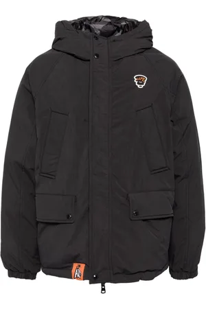 A Bathing Ape Plumífero con logo