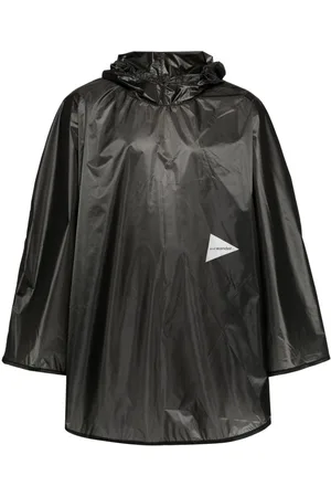 and wander Poncho Sil