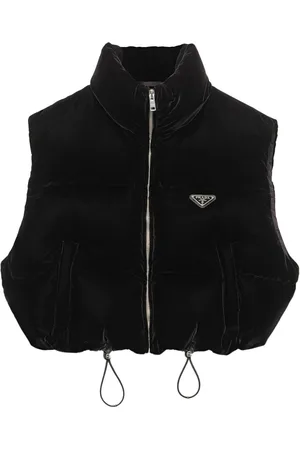 Prada Chaleco corto con placa del logo