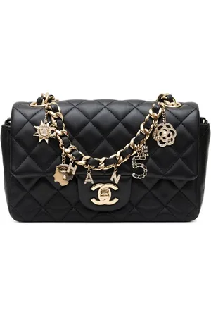 CHANEL Bolso de hombro mini rectangular con solapa y charms Coco
