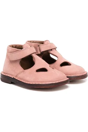PèPè Zapatillas con aberturas