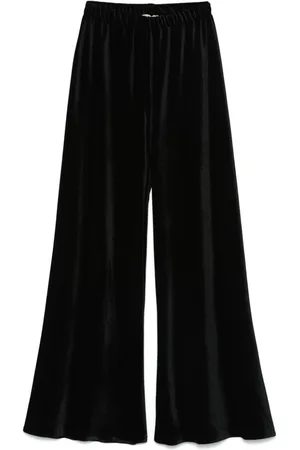BLANCA Pantalones con bolsillos