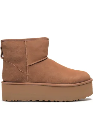 UGG Botas Classic Mini Platform Chestnut