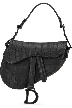 Dior Bolso de hombro Oblique Saddle mini en piel de becerro 2020