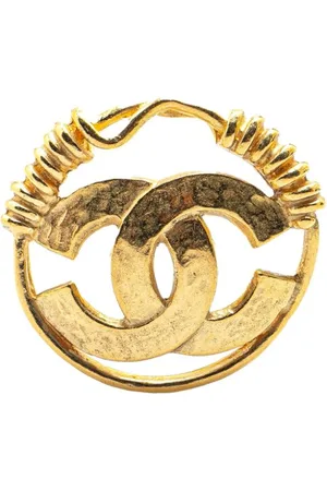 CHANEL Broche bañado en oro con logo CC 1994