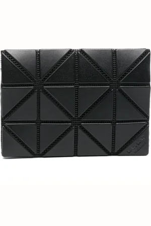 Issey Miyake Tarjetero con paneles geométricos