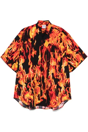 Vetements Camisa con llamas estampadas
