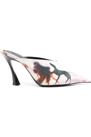 MUGLER Mules Fang con tacón de 95 mm de x Ambera Wellmann