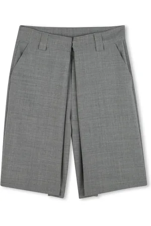 Givenchy Bermudas Ceremony