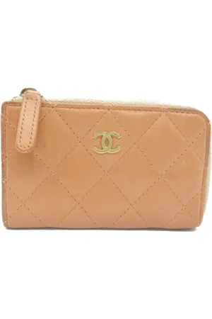CHANEL Cartera con acolchado de rombos y logo CC 2018