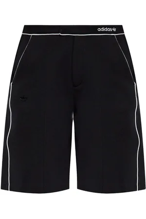 adidas Pantalones cortos con ribete en contraste