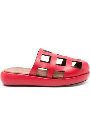 Nicole Saldanã Mules Sammy
