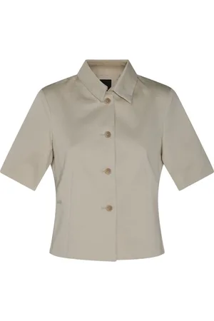 add Chaqueta con logo bordado