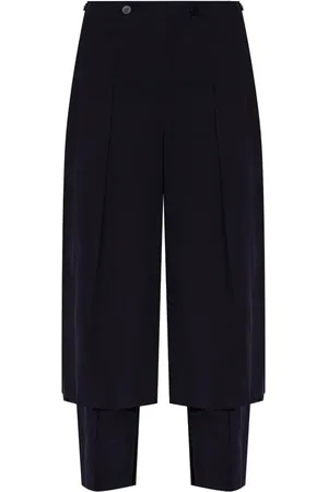 Issey Miyake Pantalones a capas