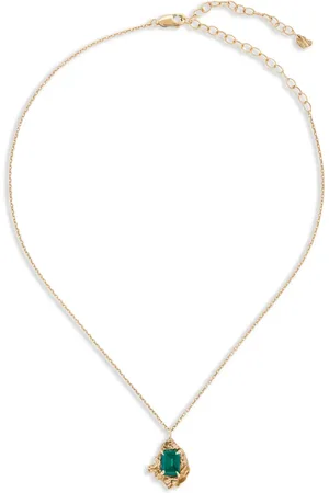 Lee Collar Leanna