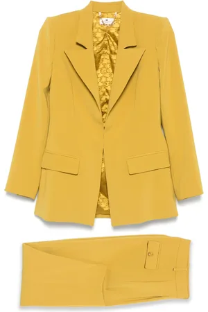 Elisabetta Franchi Traje de crepé con aplique del logo