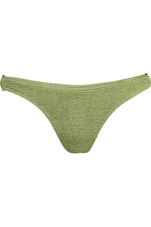 Bound Bragas de bikini Ring Scene